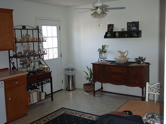 kitchen/dining