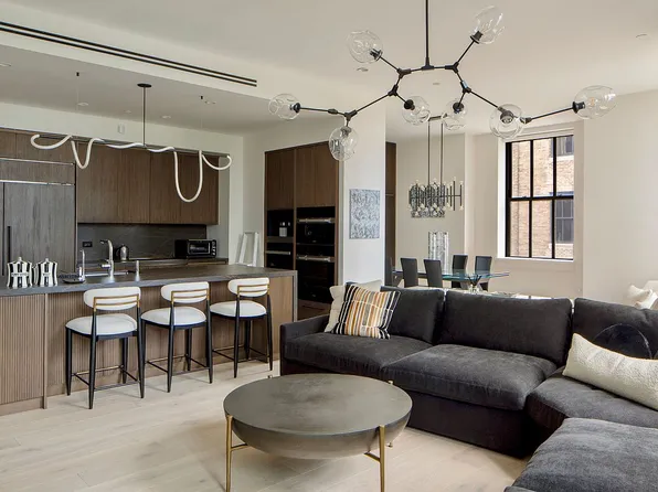 100 Barclay St APT 16A, New York, NY 10007