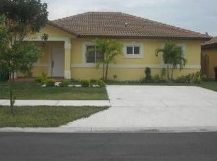 4569 SW 165th Ave, Miami, FL 33185