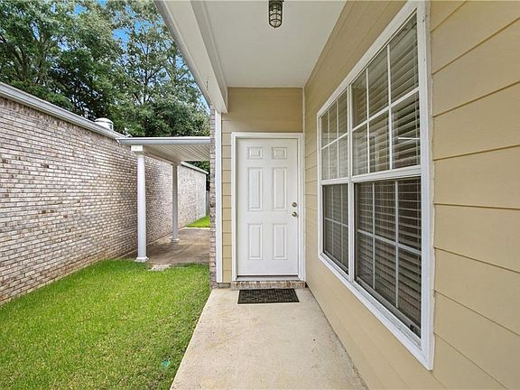 3rd image of 133 Woodruff Ct