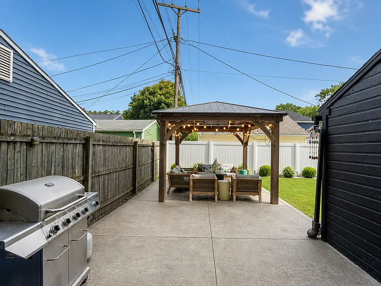1328 McLean Ave — Photo 22