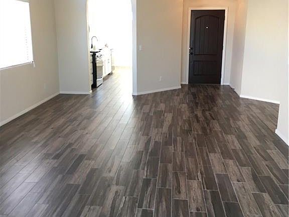 3rd image of 7422 Exotic Plum Ave