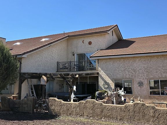 4th image of 8608 Airport Dr
