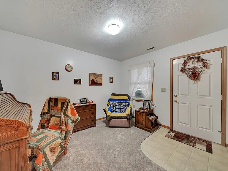 533 S Iver St #1 — Photo 12