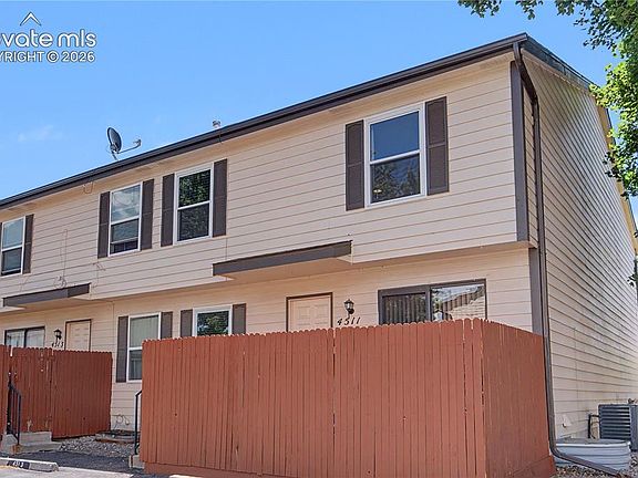 2nd image of 4511 Lamplighter Cir
