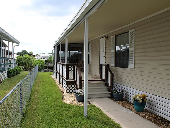 4th image of 173 Moonlite Dr #2
