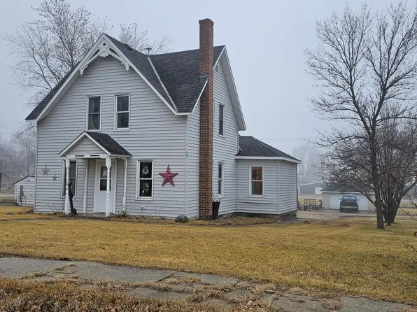 109 1st Ave SW, Rothsay, MN 56579
