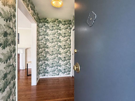 4th image of 1796 E Mendocino St