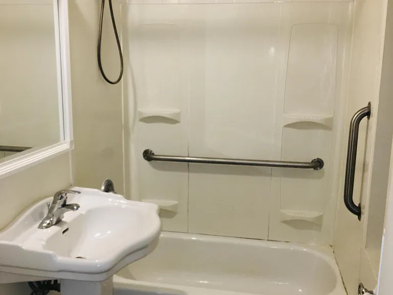 1908 Jackson St NE #1 — Photo 16