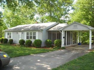 53 Lakeside Ave, Granite Falls, NC 28630