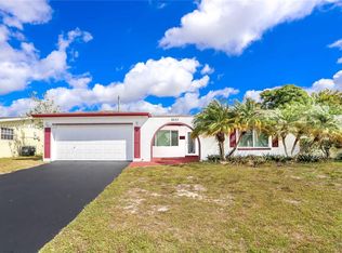 8653 Sheraton Dr, Miramar, FL 33025