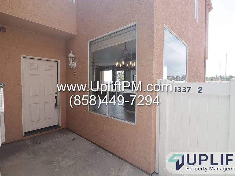 1337 Serena Cir #2 — Photo 41