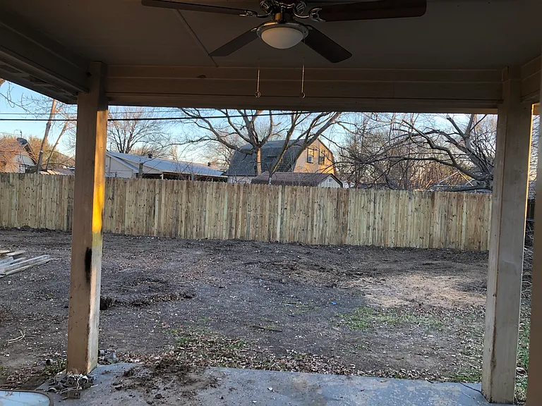 417 Forrest Hill Ln — Photo 12