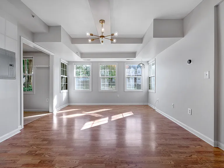 700 Jefferson St NW #103 — Photo 2