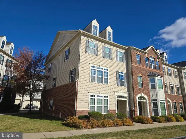 42455 Prophecy Ter, Sterling, VA 20166