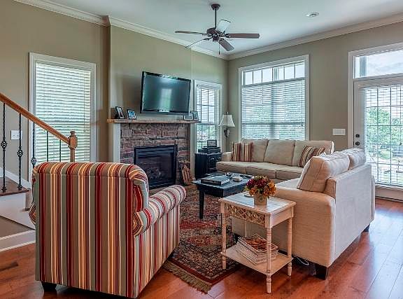 4th image of 84 Misty Meadows Dr
