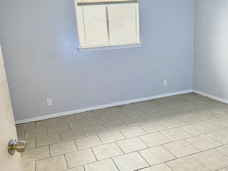 703 N Gilmer St #204 — Photo 22