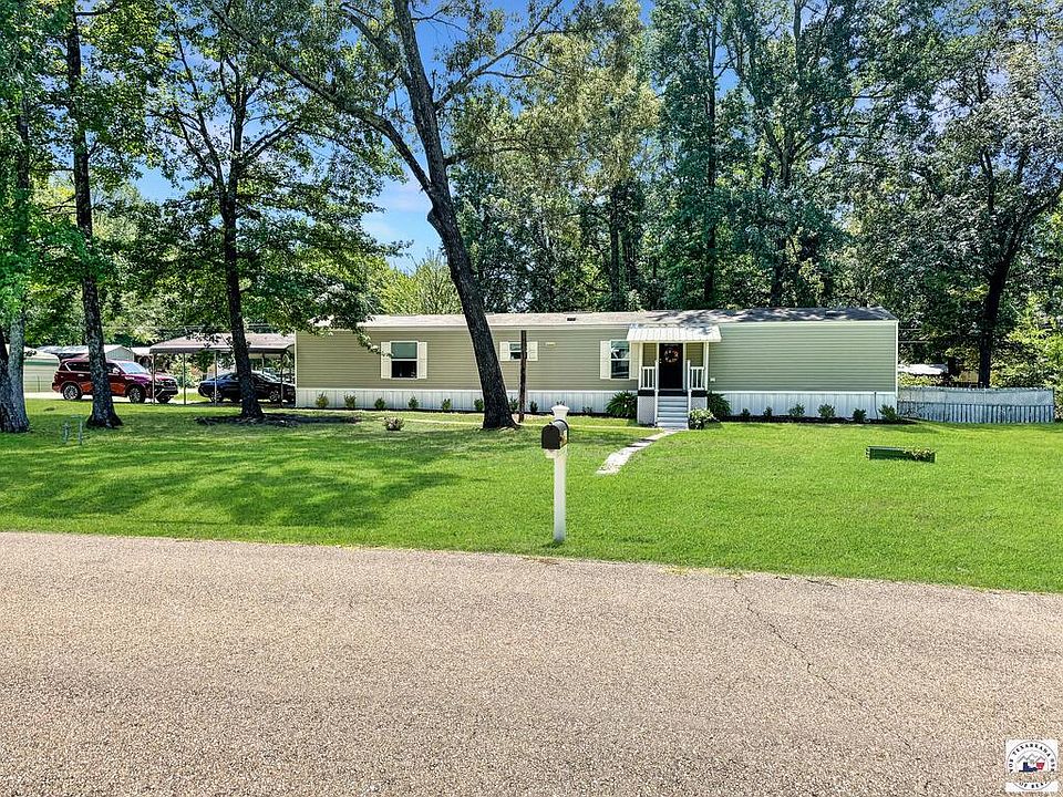 1st image of 116 E Avenue G