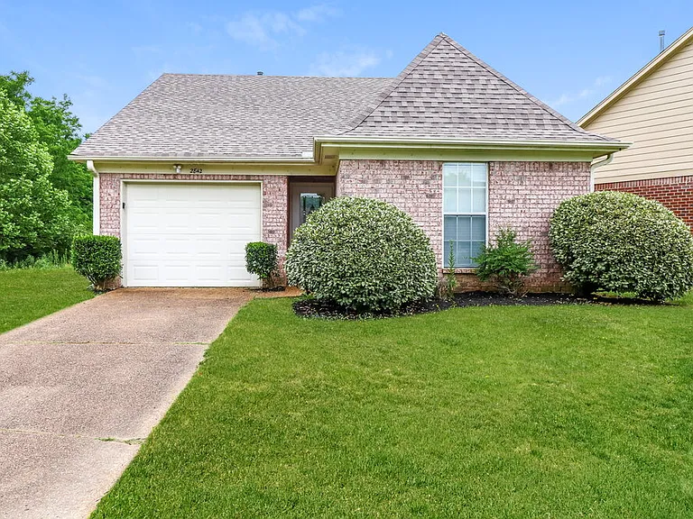 2842 Misty Briar Cv — Photo 1