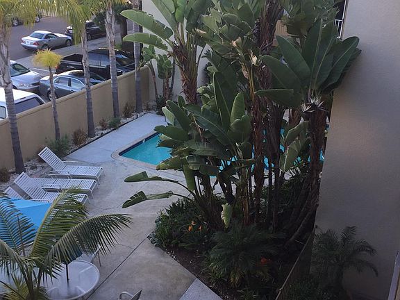 3rd image of 1621 La Playa Ave #3