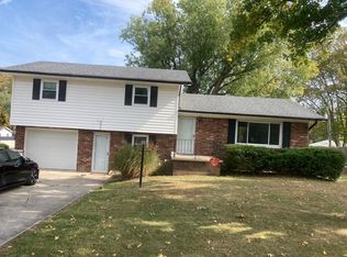 551 W Clover Ter, Bloomington, IN 47404