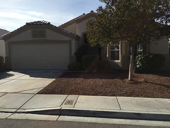 3rd image of 1547 Dusty Canyon St