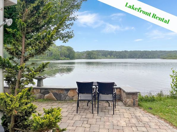 53 Lakeshore Dr