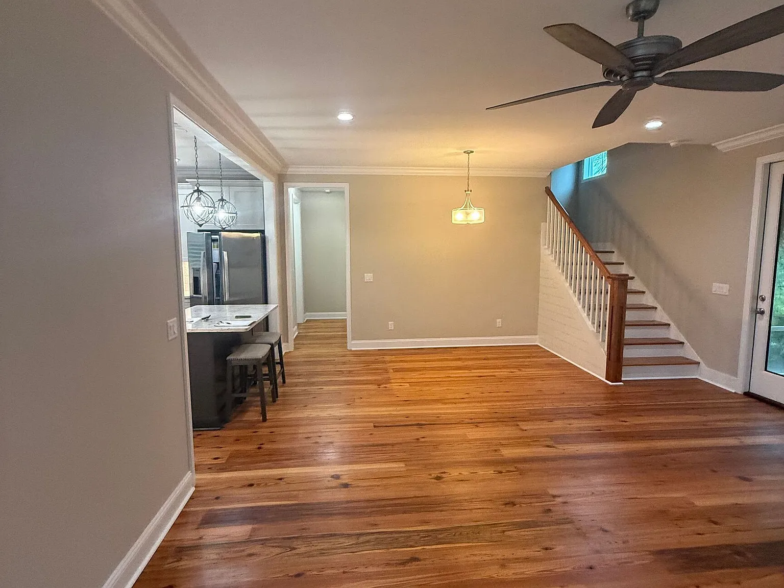 3 bed, 2.5 bath, 1785 sqft, $2,975 — Photo 2