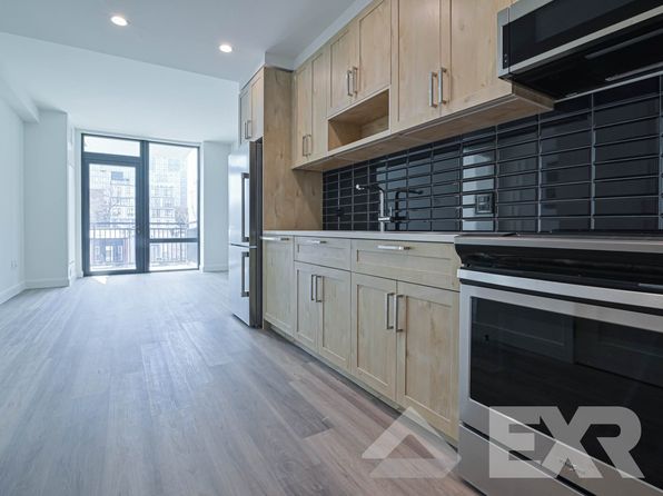 160 Clarkson Ave APT 2U