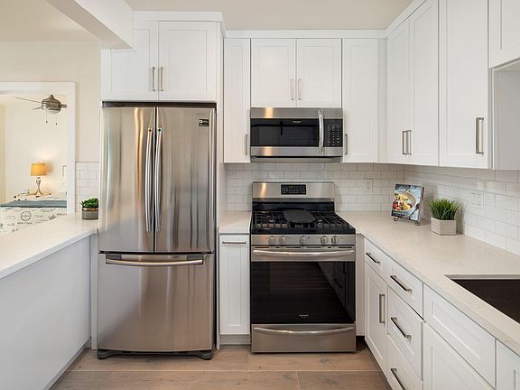 2nd image of 715 S Prospect Ave #6e557b6da