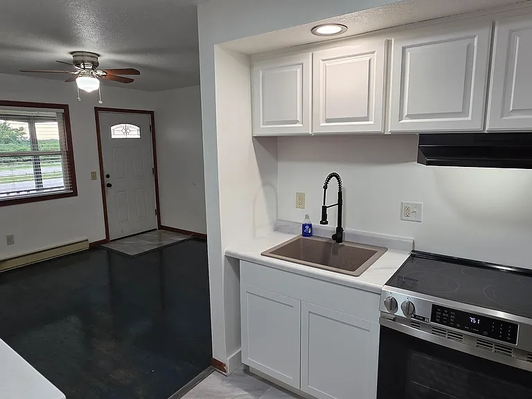 3260 Bluff Dr #3260 — Photo 4