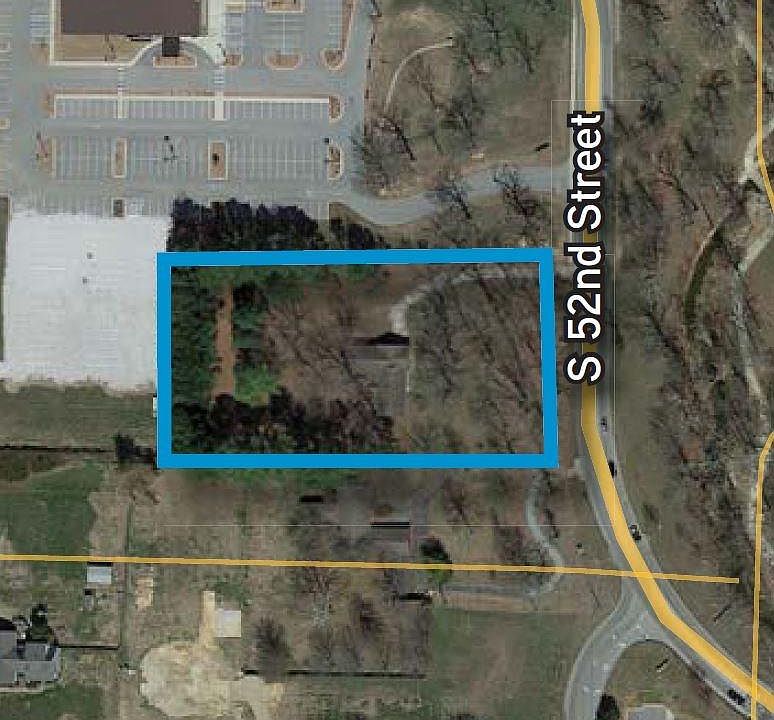 2nd image of 318 S 52nd St