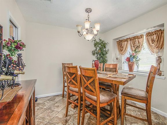 5th image of 3101 Bayou St