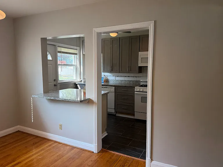 1506 N Forest Park Ave — Photo 6