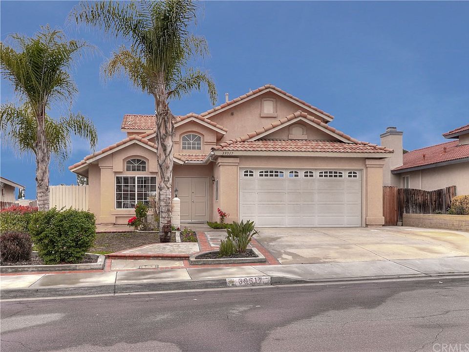 1st image of 39517 Country Mill Dr