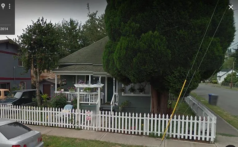 446 Morris Ave S — Photo 1