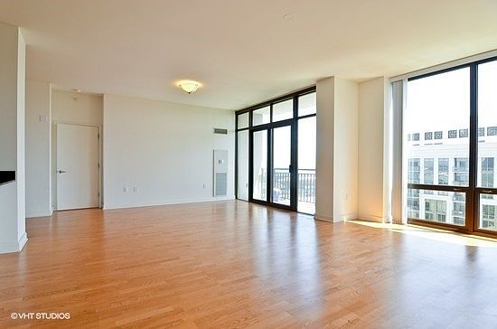 3rd image of 233 E 13th St APT 707