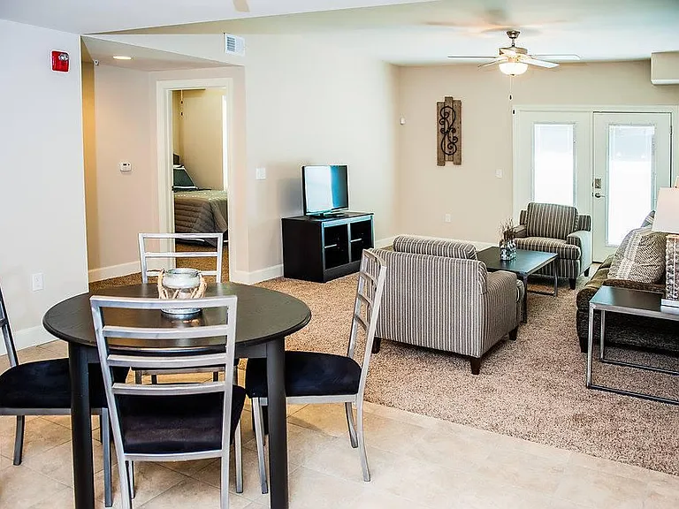 Bauer Farms Apartments & Townhomes — Photo 9