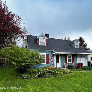 667 County Hwy 122, Gloversville, NY, 12078