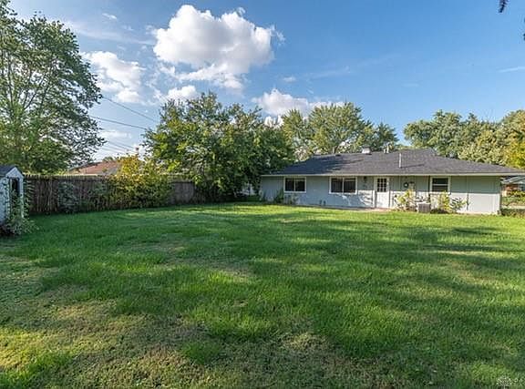 4th image of 173 Rogers Dr