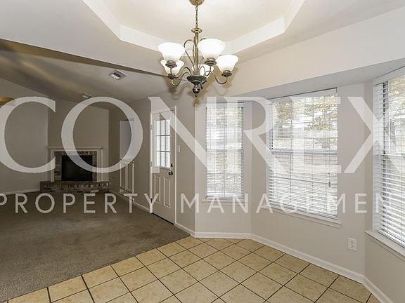 5th image of 125 Shady Oak Dr