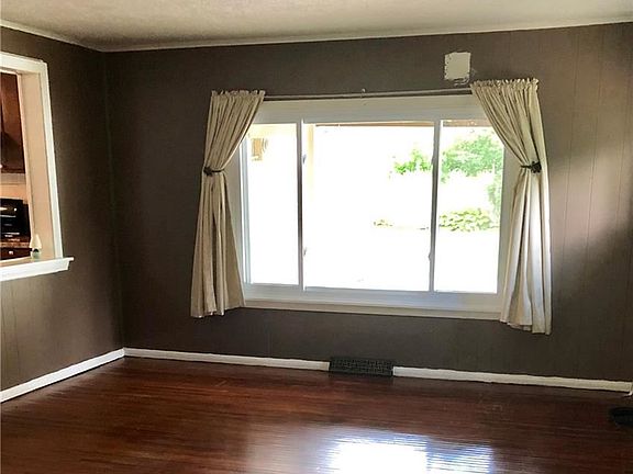 3rd image of 532 Wendel Ave