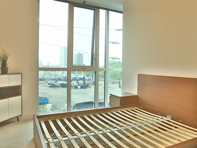 1486 Bathurst St #303 — Photo 9