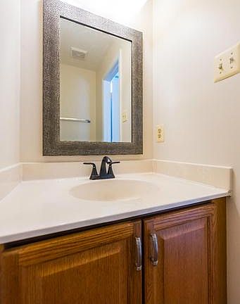 4th image of 21224 Winding Brook Sq