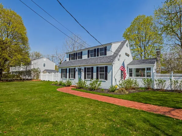 156 Davisville Road, East Falmouth, MA 02536