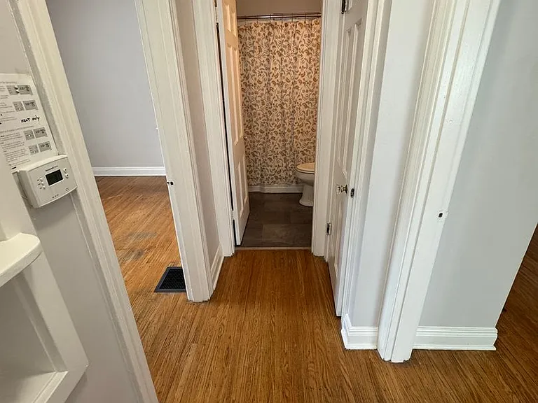 2079 Douglass Blvd — Photo 11