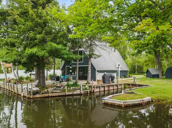 8448 Devils Elbow Dr, Brutus, MI 49716