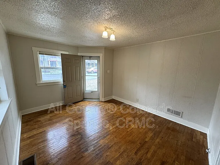 1431 W Kiowa St #2 — Photo 9