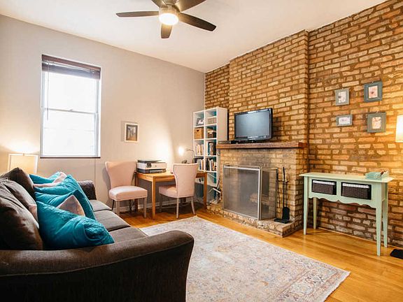 4th image of 1431 W Cuyler Ave #2S