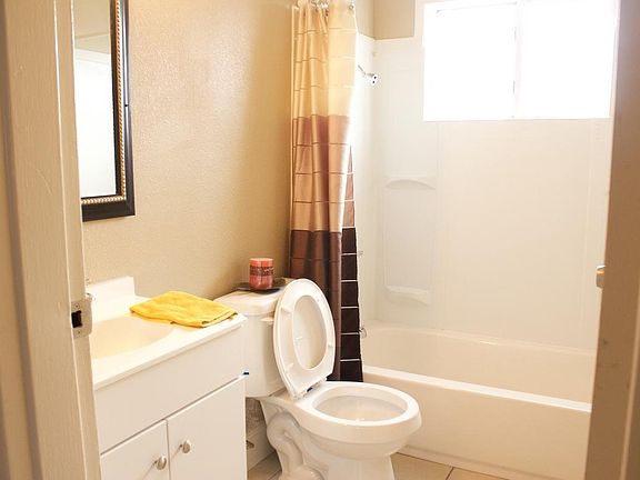 4th image of 7622 Pecan Villas Dr #A